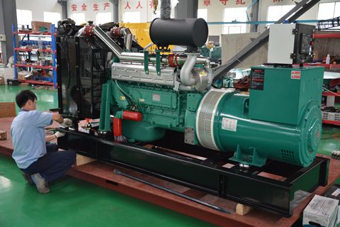 新聞特寫： 為了發電機組成功發出，華全的她真是拼了