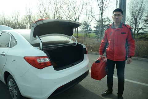 自駕路上，數(shù)碼變頻發(fā)電機正變得“不可或缺”