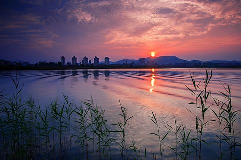 發(fā)電機組抵淮北 與華全扒扒有關(guān)相城那些事兒