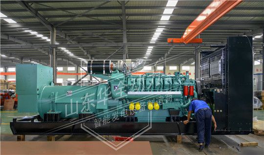 華全火力全開！1500kw高壓發(fā)電機(jī)組加緊生產(chǎn)中!