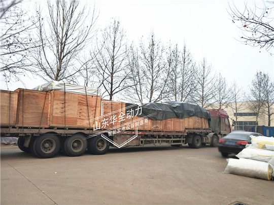 為客戶定制的發動機已經到貨，華全玉柴發電機組加緊生產