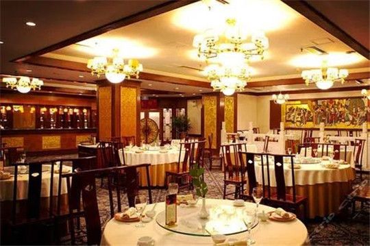 酒店餐飲行業(yè)使用華全發(fā)電機組，這三點一定要注意！